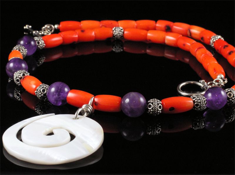 Tropicalia Coral Amethyst Necklace
